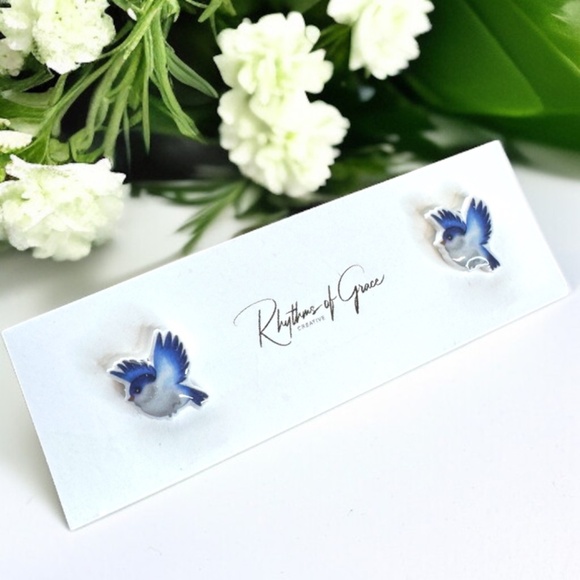 Spruce Up with Bluebird Bliss – Adorable Stud Earrings! NWT Bird Studs - Picture 5 of 8